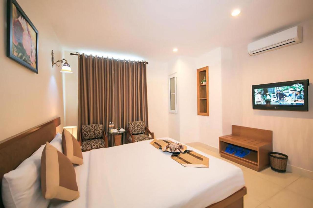 Valentine Boutique - 25 Bui Vien Street Hotel 3*